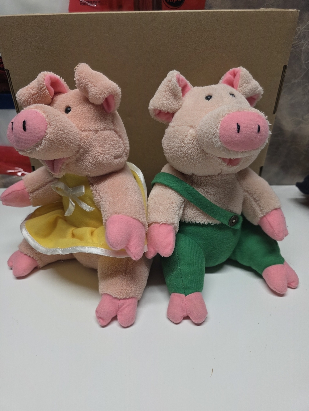 Rare Piglet Plush Set Stuffed Animals Girl In Yellow Dress & Boy In Overalls